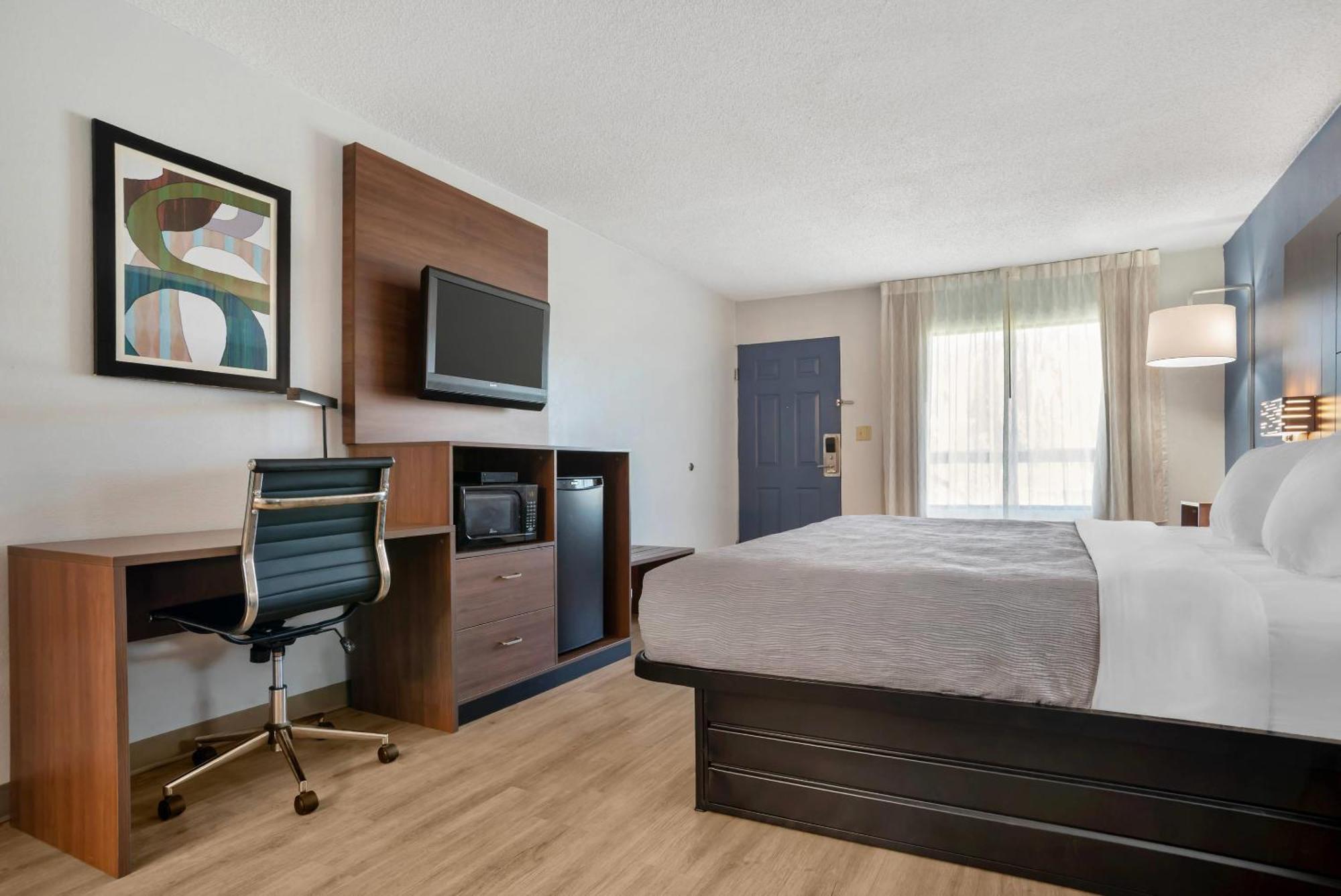 Quality Inn & Suites Near Lake Eufaula Exteriör bild